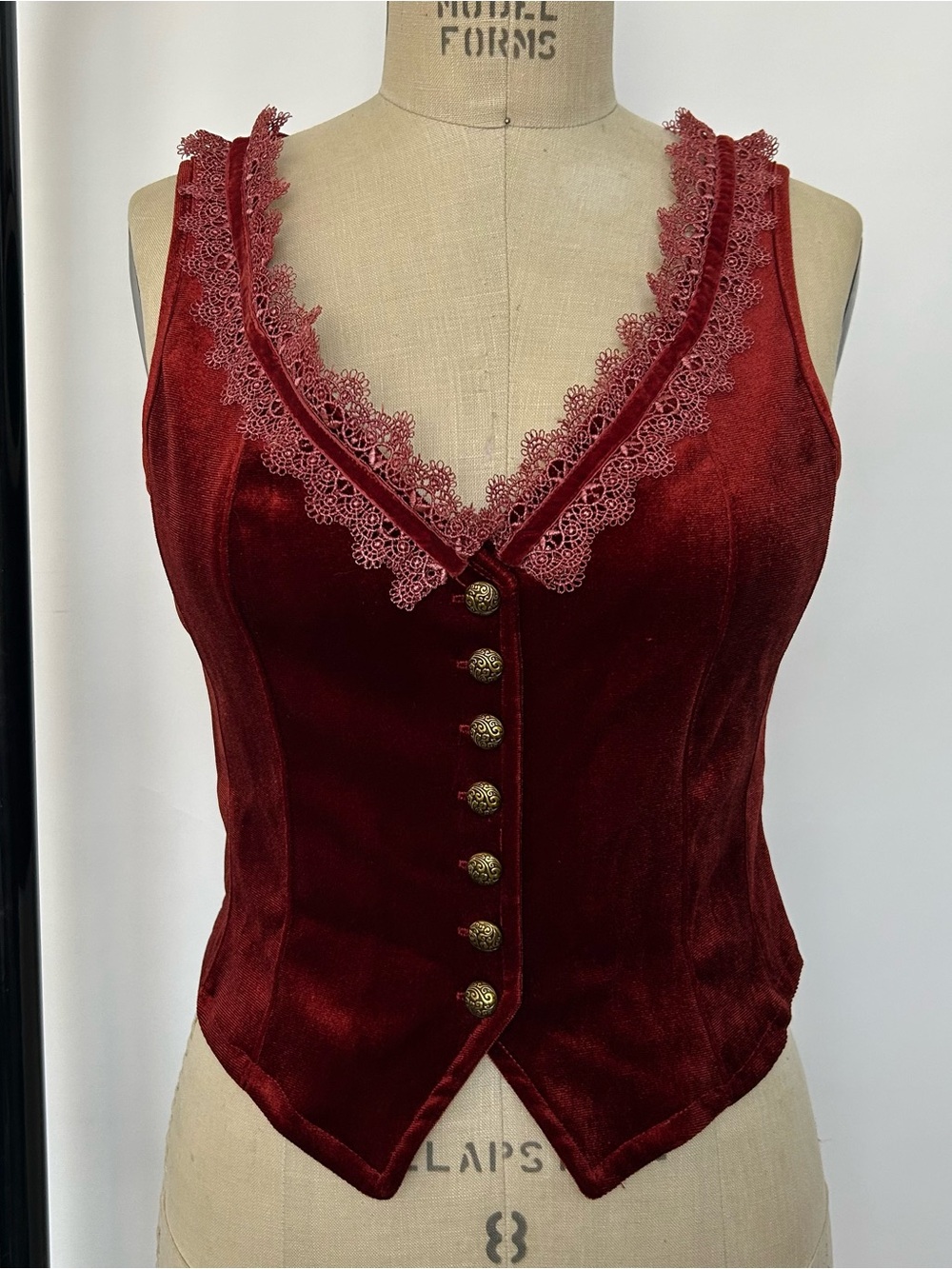 Lace-Trim Velvet Button Front Crop Top -